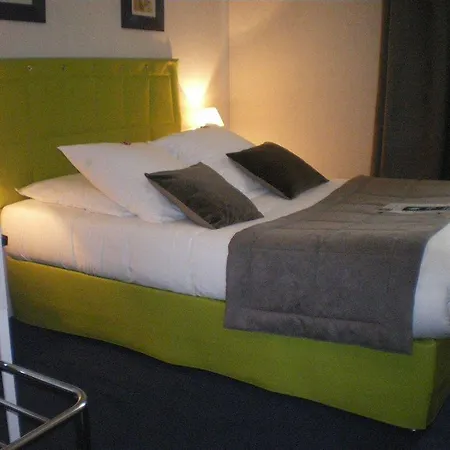 Hotel De L'europe 3*