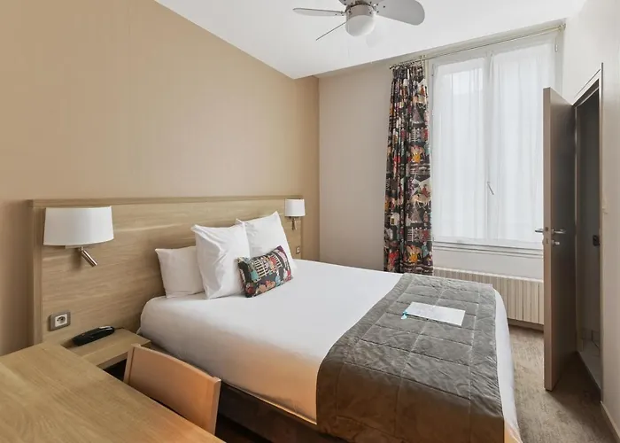 De L'europe 3* Ανζέρ