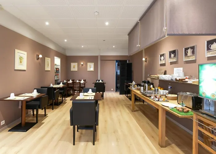 De L'europe 3* Ανζέρ