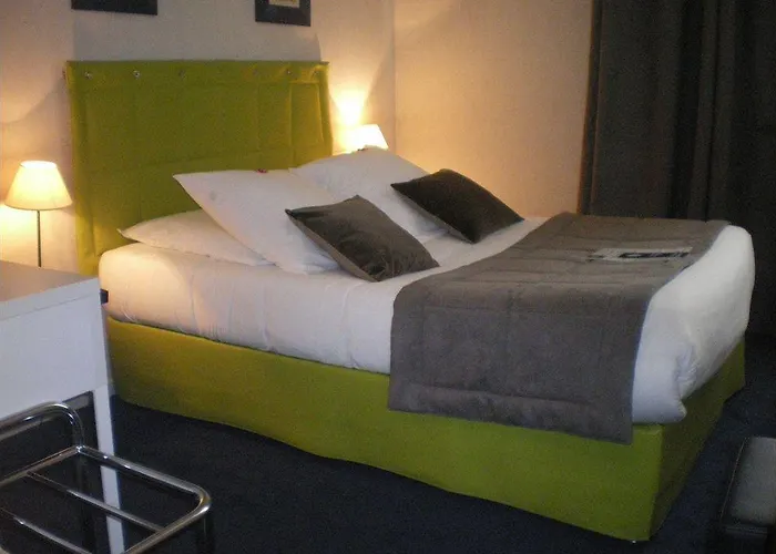 Hotel De L'europe 3*